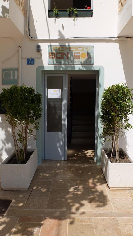 Hostal Bon Sol Sant Ferran de Ses Roques Exterior photo