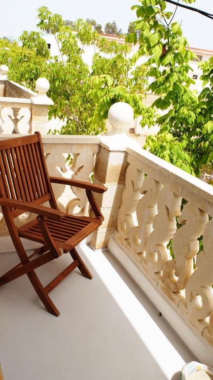 Hostal Bon Sol Sant Ferran de Ses Roques Exterior photo